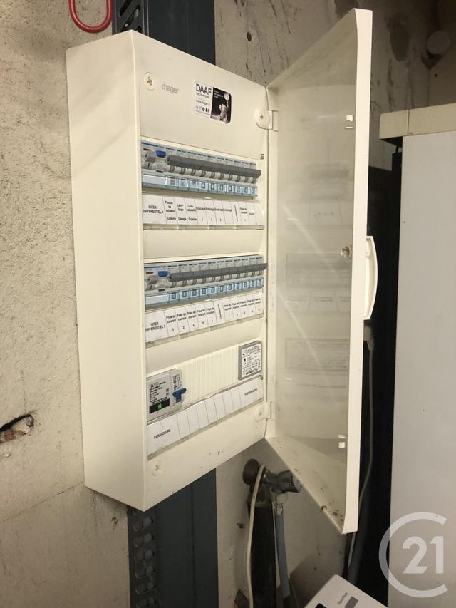 Afficher la photo en grand maison à vendre - 7 pièces - 133.1 m2 - MONTPON MENESTEROL - 24 - AQUITAINE - Century 21 Vallée De L'Isle