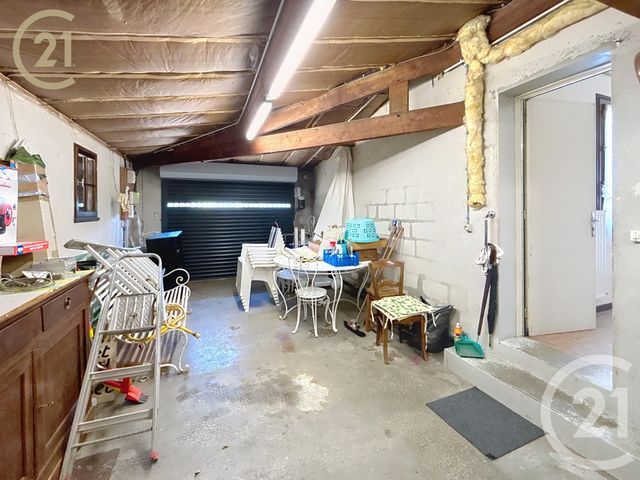 Afficher la photo en grand maison à vendre - 7 pièces - 133.1 m2 - MONTPON MENESTEROL - 24 - AQUITAINE - Century 21 Vallée De L'Isle