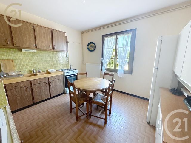 Afficher la photo en grand maison à vendre - 7 pièces - 133.1 m2 - MONTPON MENESTEROL - 24 - AQUITAINE - Century 21 Vallée De L'Isle