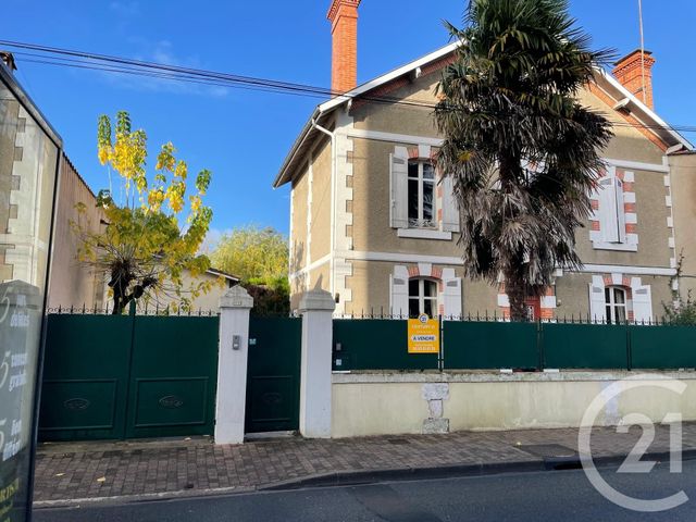 maison à vendre - 8 pièces - 194.0 m2 - MONTPON MENESTEROL - 24 - AQUITAINE - Century 21 Vallée De L'Isle