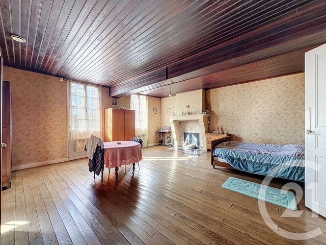 maison à vendre - 5 pièces - 150.4 m2 - MONTPON MENESTEROL - 24 - AQUITAINE - Century 21 Vallée De L'Isle