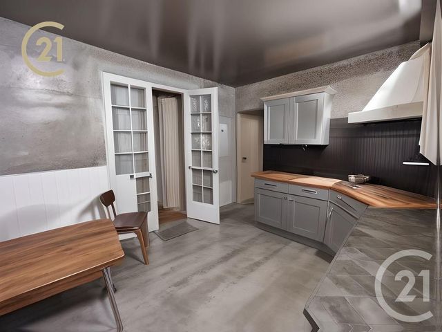 Afficher la photo en grand maison à vendre - 4 pièces - 95.0 m2 - MONTPON MENESTEROL - 24 - AQUITAINE - Century 21 Vallée De L'Isle