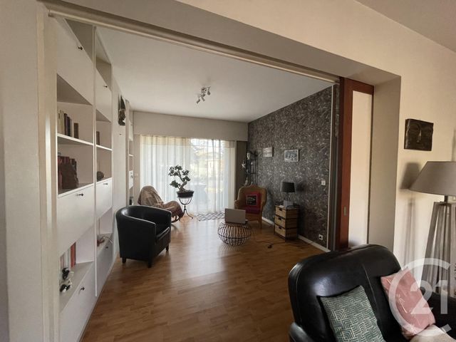 Afficher la photo en grand maison à vendre - 4 pièces - 140.0 m2 - MONTPON MENESTEROL - 24 - AQUITAINE - Century 21 Vallée De L'Isle