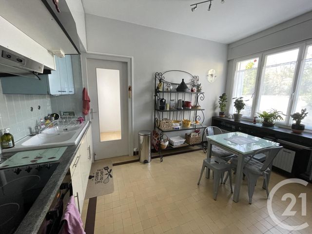 Afficher la photo en grand maison à vendre - 4 pièces - 140.0 m2 - MONTPON MENESTEROL - 24 - AQUITAINE - Century 21 Vallée De L'Isle