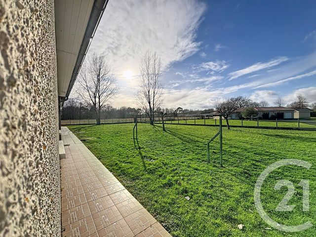 maison à vendre - 5 pièces - 131.3 m2 - MONTPON MENESTEROL - 24 - AQUITAINE - Century 21 Vallée De L'Isle