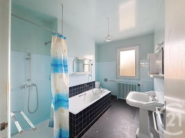 maison à vendre - 5 pièces - 149.2 m2 - MONTPON MENESTEROL - 24 - AQUITAINE - Century 21 Vallée De L'Isle