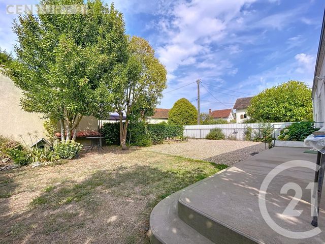 Afficher la photo en grand maison à vendre - 3 pièces - 80.9 m2 - MONTPON MENESTEROL - 24 - AQUITAINE - Century 21 Vallée De L'Isle