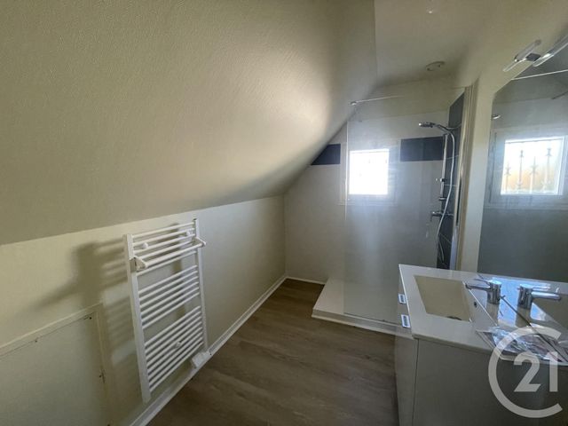 Afficher la photo en grand maison à vendre - 4 pièces - 97.5 m2 - MONTPON MENESTEROL - 24 - AQUITAINE - Century 21 Vallée De L'Isle