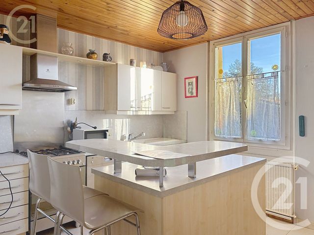 maison à vendre - 5 pièces - 116.8 m2 - MONTPON MENESTEROL - 24 - AQUITAINE - Century 21 Vallée De L'Isle