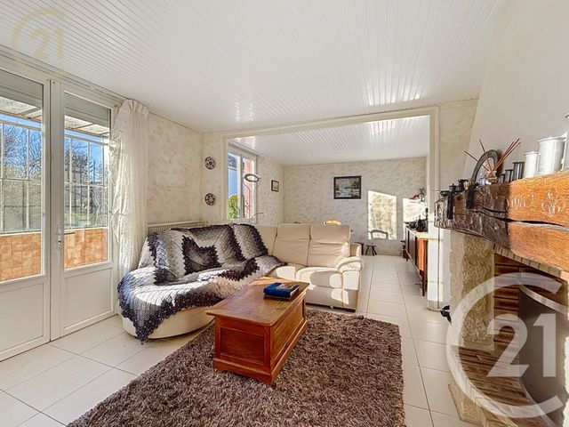 maison à vendre - 5 pièces - 116.8 m2 - MONTPON MENESTEROL - 24 - AQUITAINE - Century 21 Vallée De L'Isle