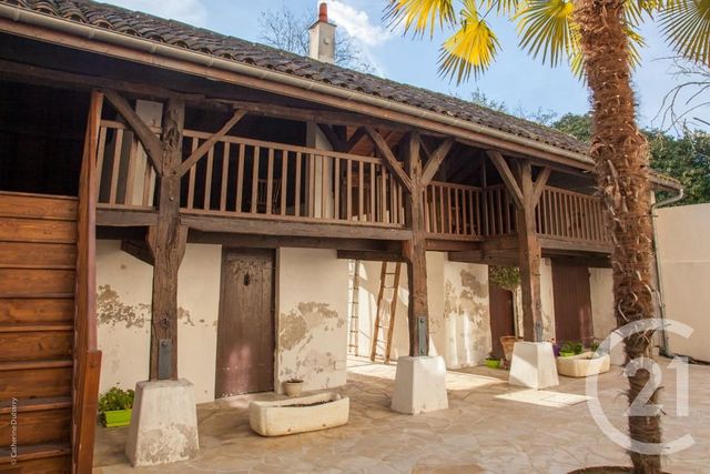 maison à vendre - 8 pièces - 332.3 m2 - MONTPON MENESTEROL - 24 - AQUITAINE - Century 21 Vallée De L'Isle