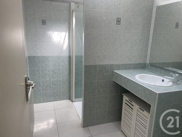 maison à louer - 3 pièces - 77.0 m2 - MONTPON MENESTEROL - 24 - AQUITAINE - Century 21 Vallée De L'Isle