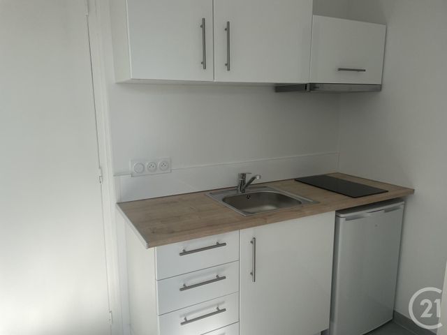 Appartement Studio à louer - 1 pièce - 19.6 m2 - MONTPON MENESTEROL - 24 - AQUITAINE - Century 21 Vallée De L'Isle
