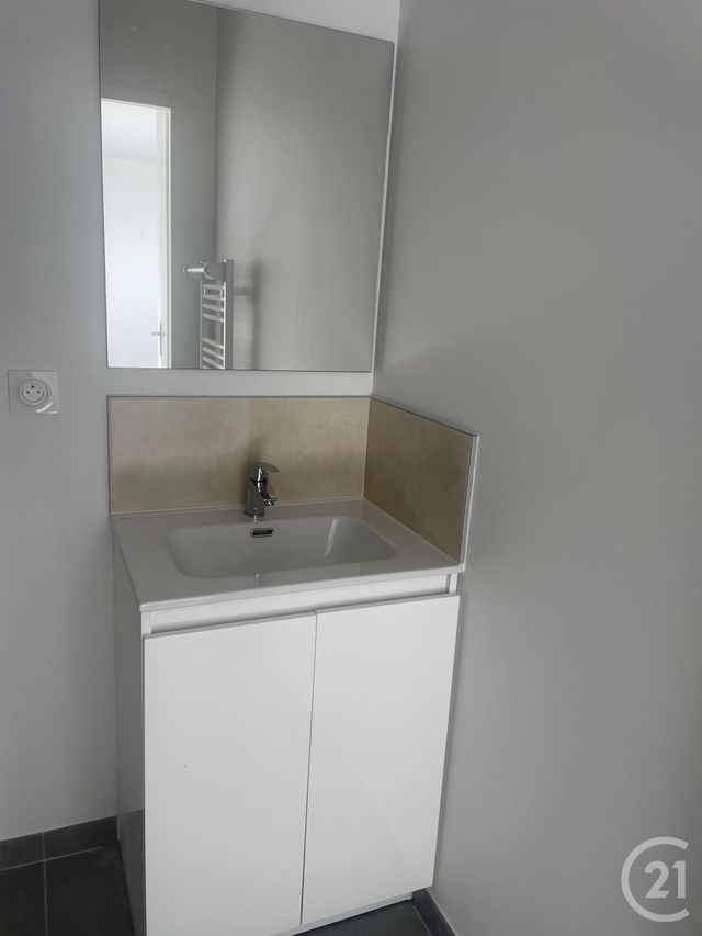 Appartement Studio à louer - 1 pièce - 19.6 m2 - MONTPON MENESTEROL - 24 - AQUITAINE - Century 21 Vallée De L'Isle