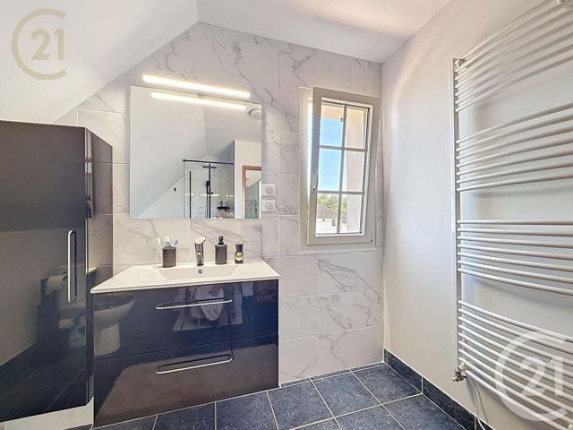 maison à vendre - 4 pièces - 150.0 m2 - MENESPLET - 24 - AQUITAINE - Century 21 Vallée De L'Isle