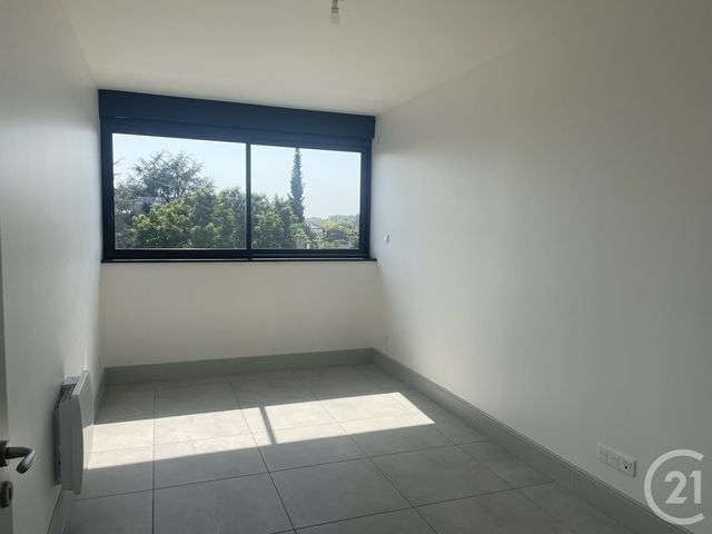 Appartement à louer - 4 pièces - 105.3 m2 - MONTPON MENESTEROL - 24 - AQUITAINE - Century 21 Vallée De L'Isle