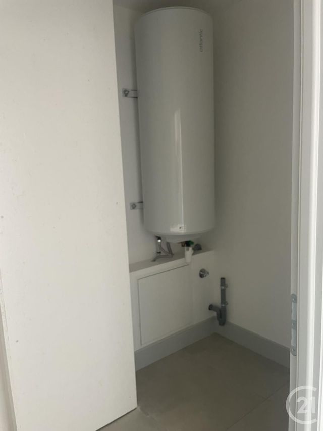 Appartement à louer - 4 pièces - 105.3 m2 - MONTPON MENESTEROL - 24 - AQUITAINE - Century 21 Vallée De L'Isle