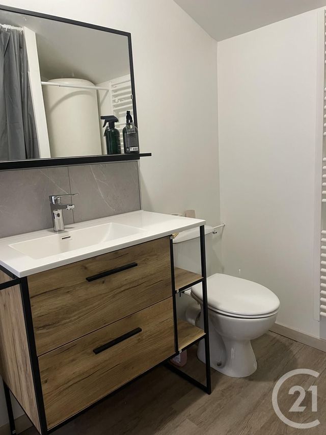 Afficher la photo en grand Appartement F2 à louer - 2 pièces - 37.2 m2 - MONTPON MENESTEROL - 24 - AQUITAINE - Century 21 Vallée De L'Isle
