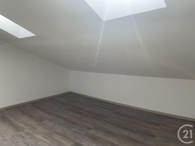 Afficher la photo en grand Appartement F2 à louer - 2 pièces - 37.2 m2 - MONTPON MENESTEROL - 24 - AQUITAINE - Century 21 Vallée De L'Isle