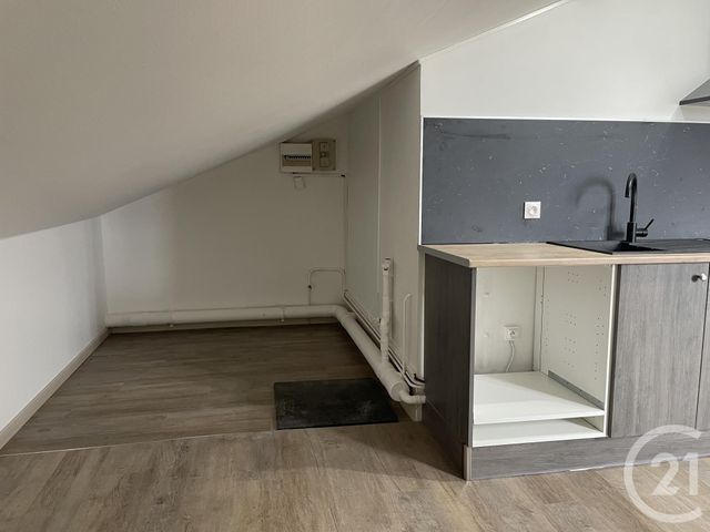 Afficher la photo en grand Appartement F2 à louer - 2 pièces - 37.2 m2 - MONTPON MENESTEROL - 24 - AQUITAINE - Century 21 Vallée De L'Isle