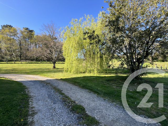 maison à vendre - 4 pièces - 135.0 m2 - ST LAURENT DES HOMMES - 24 - AQUITAINE - Century 21 Vallée De L'Isle