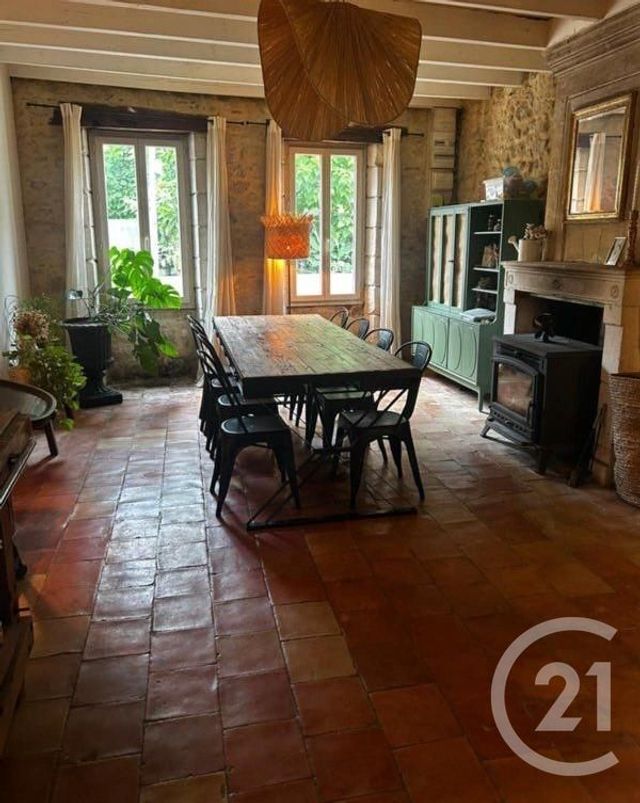 maison à vendre - 7 pièces - 217.11 m2 - MONTPON MENESTEROL - 24 - AQUITAINE - Century 21 Vallée De L'Isle