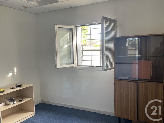 Appartement à louer - 6 pièces - 90.0 m2 - MONTPON MENESTEROL - 24 - AQUITAINE - Century 21 Vallée De L'Isle