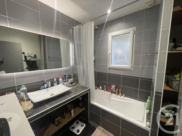 maison à vendre - 5 pièces - 97.67 m2 - MONTPON MENESTEROL - 24 - AQUITAINE - Century 21 Vallée De L'Isle