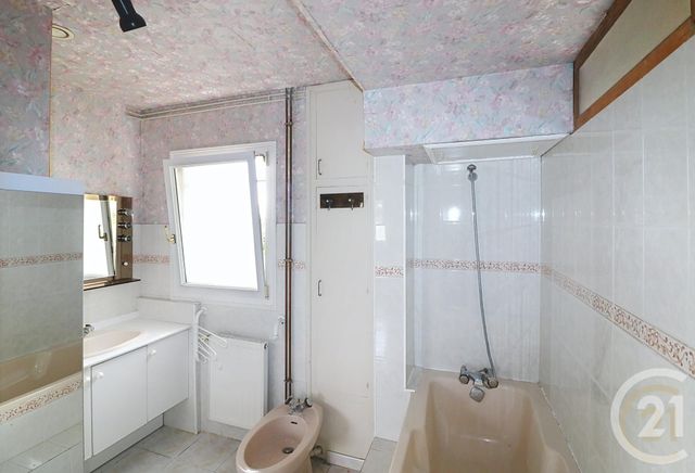 maison à vendre - 6 pièces - 117.66 m2 - MONTPON MENESTEROL - 24 - AQUITAINE - Century 21 Vallée De L'Isle