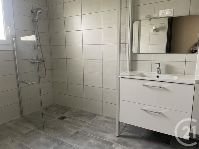 maison à louer - 3 pièces - 78.0 m2 - MONTPON MENESTEROL - 24 - AQUITAINE - Century 21 Vallée De L'Isle