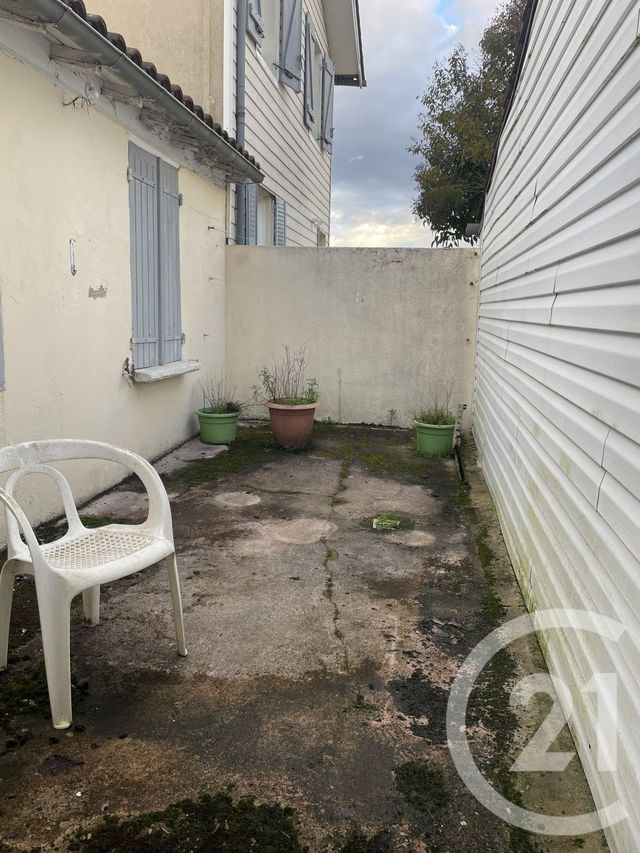 maison à louer - 3 pièces - 60.2 m2 - MONTPON MENESTEROL - 24 - AQUITAINE - Century 21 Vallée De L'Isle