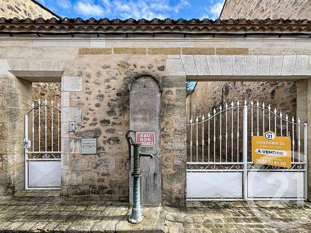 maison à vendre - 4 pièces - 120.6 m2 - MONTPON MENESTEROL - 24 - AQUITAINE - Century 21 Vallée De L'Isle