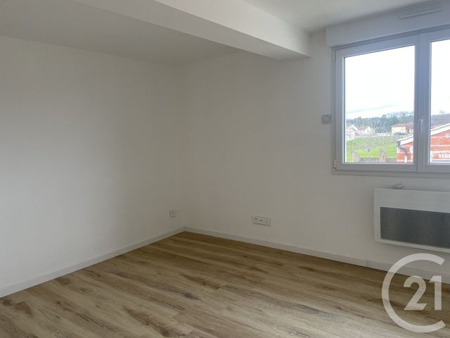 Appartement à louer - 3 pièces - 57.45 m2 - MONTPON MENESTEROL - 24 - AQUITAINE - Century 21 Vallée De L'Isle