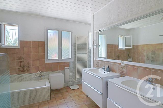 maison à vendre - 6 pièces - 160.0 m2 - MONTPON MENESTEROL - 24 - AQUITAINE - Century 21 Vallée De L'Isle