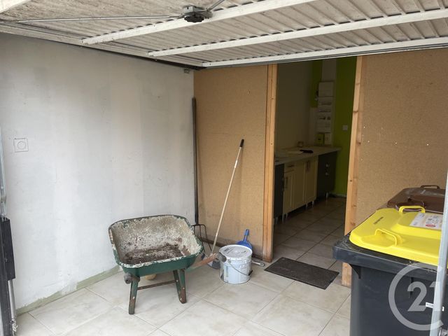 maison à louer - 4 pièces - 84.1 m2 - ST SEURIN SUR L ISLE - 33 - AQUITAINE - Century 21 Vallée De L'Isle