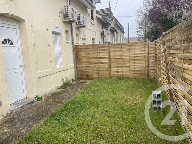 Appartement à louer - 2 pièces - 50.0 m2 - MUSSIDAN - 24 - AQUITAINE - Century 21 Vallée De L'Isle