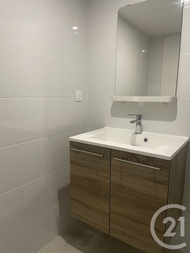 Appartement à louer - 2 pièces - 50.0 m2 - MUSSIDAN - 24 - AQUITAINE - Century 21 Vallée De L'Isle