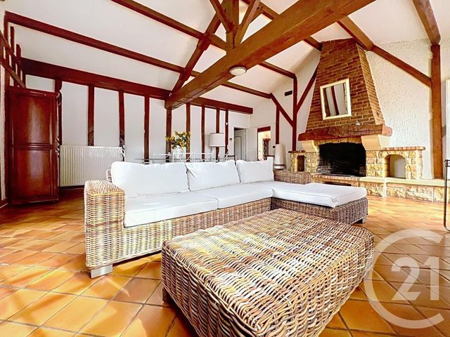 maison à vendre - 8 pièces - 191.5 m2 - LE PIZOU - 24 - AQUITAINE - Century 21 Vallée De L'Isle