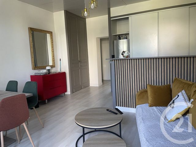Appartement F2 à louer - 2 pièces - 52.0 m2 - MONTPON MENESTEROL - 24 - AQUITAINE - Century 21 Vallée De L'Isle