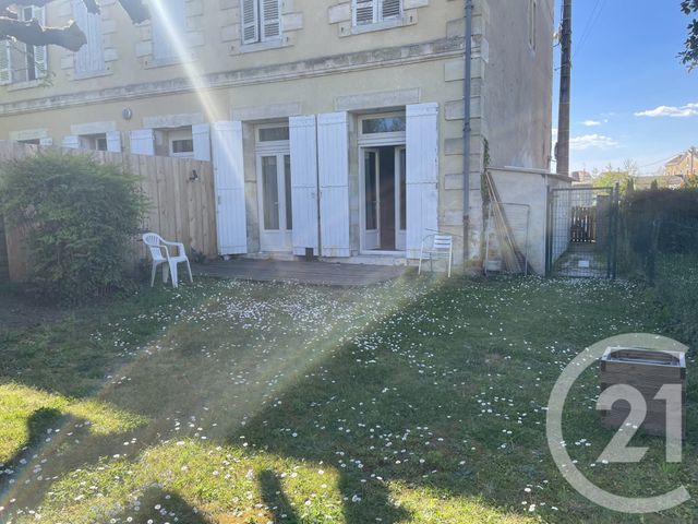 Appartement F2 à louer - 2 pièces - 52.0 m2 - MONTPON MENESTEROL - 24 - AQUITAINE - Century 21 Vallée De L'Isle