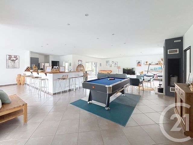 maison à vendre - 8 pièces - 233.61 m2 - MONTPON MENESTEROL - 24 - AQUITAINE - Century 21 Vallée De L'Isle