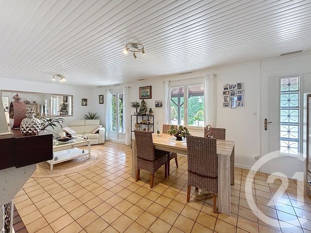 maison à vendre - 4 pièces - 100.1 m2 - MONTPON MENESTEROL - 24 - AQUITAINE - Century 21 Vallée De L'Isle