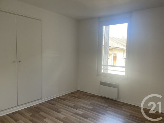 Appartement F3 à louer - 3 pièces - 71.0 m2 - MONTPON MENESTEROL - 24 - AQUITAINE - Century 21 Vallée De L'Isle