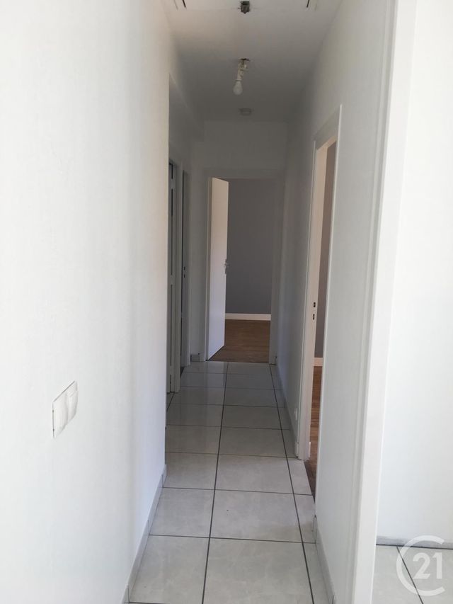 maison à louer - 4 pièces - 82.0 m2 - MONTPON MENESTEROL - 24 - AQUITAINE - Century 21 Vallée De L'Isle