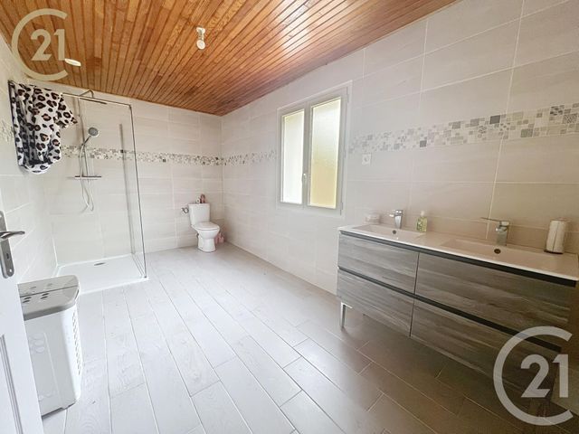 maison à vendre - 5 pièces - 131.7 m2 - MONTPON MENESTEROL - 24 - AQUITAINE - Century 21 Vallée De L'Isle
