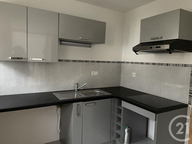 Appartement à louer - 3 pièces - 47.0 m2 - MONTPON MENESTEROL - 24 - AQUITAINE - Century 21 Vallée De L'Isle
