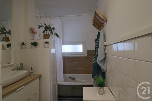 maison à vendre - 5 pièces - 87.4 m2 - MENESPLET - 24 - AQUITAINE - Century 21 Vallée De L'Isle