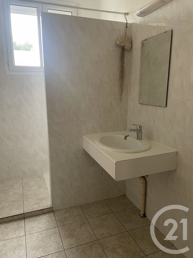 maison à louer - 3 pièces - 96.0 m2 - MONTPON MENESTEROL - 24 - AQUITAINE - Century 21 Vallée De L'Isle