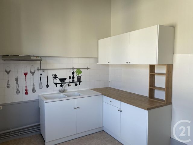 Appartement à louer - 4 pièces - 97.78 m2 - MONTPON MENESTEROL - 24 - AQUITAINE - Century 21 Vallée De L'Isle