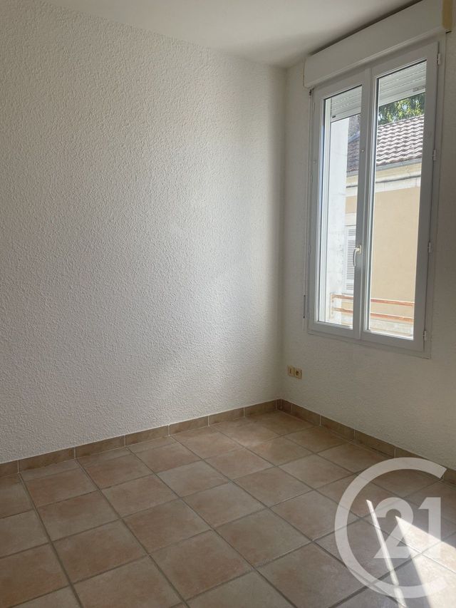 Appartement à louer - 2 pièces - 33.0 m2 - MONTPON MENESTEROL - 24 - AQUITAINE - Century 21 Vallée De L'Isle